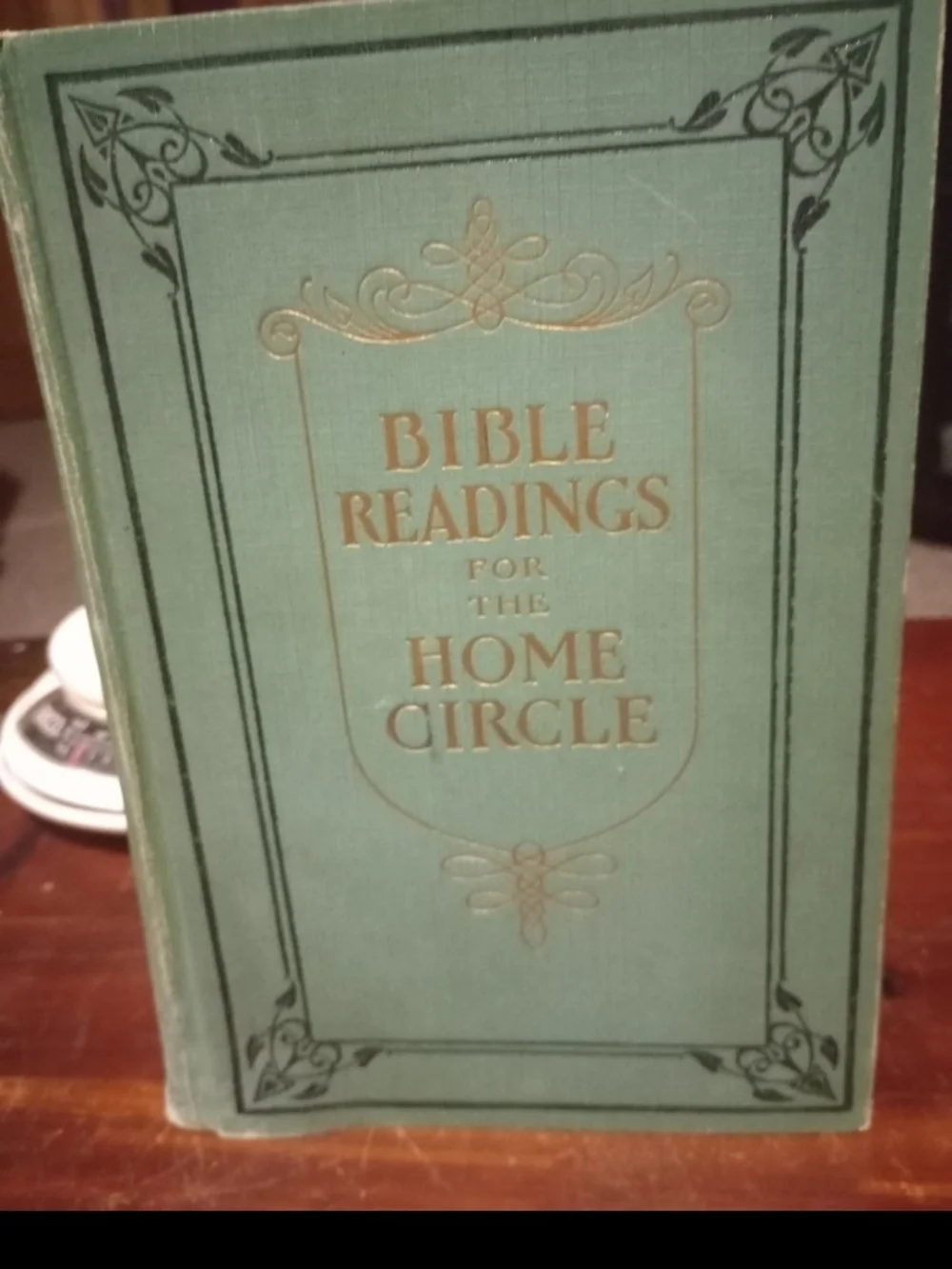 Bible Readings for the Home Circle - Green Decorative Hardcover